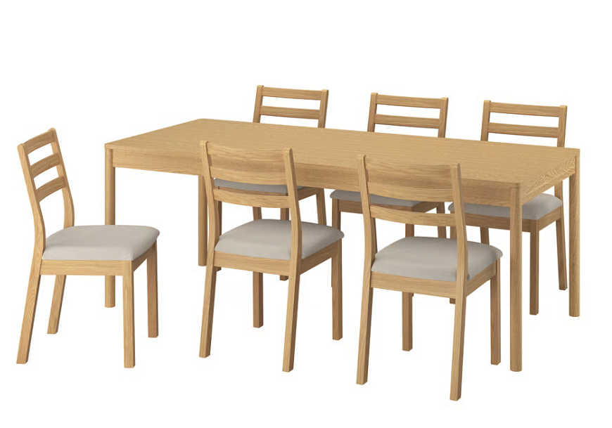 Oak Veneer/Oak effect Dining Table with 6 chairs
